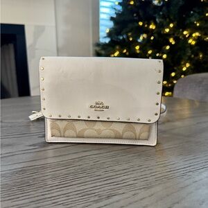 ADORABLE authentic coach bag!